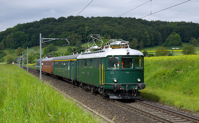 Re4412